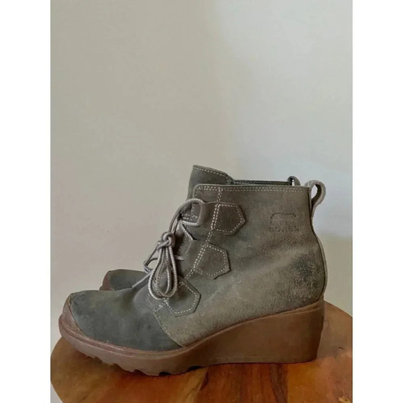 Sorel Boots Women’s 9 Toronto Lace Up Wedge - Picture 3 of 8